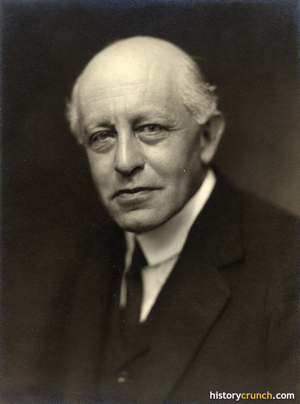 Charles Samuel Myers around 1920.
